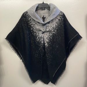 Women’s Cape/Poncho Black and Grey